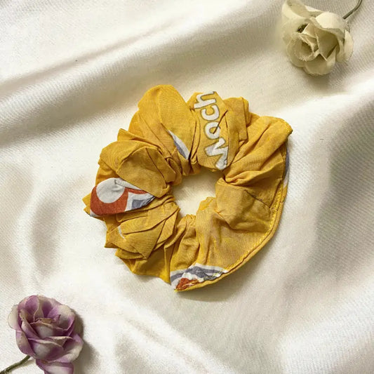 SCRUNCHIES - YELLOW PRINTED