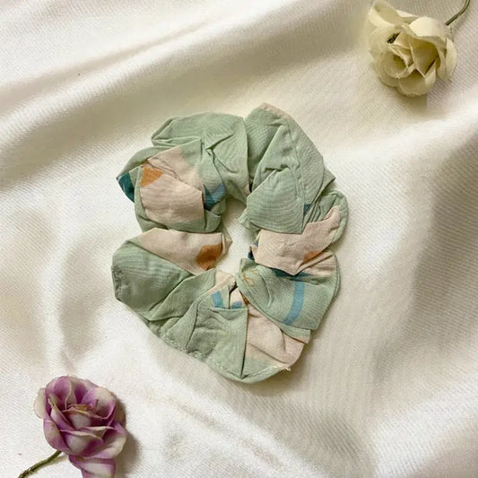 SCRUNCHIES - GREEN PRINTED